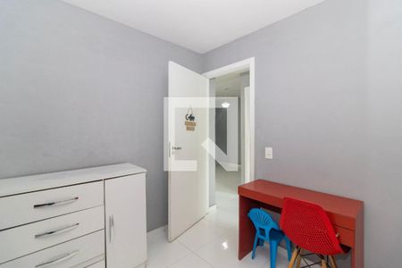Quarto 2 de apartamento para alugar com 2 quartos, 48m² em Padre Miguel, Rio de Janeiro