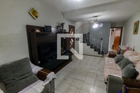 Sala de casa à venda com 3 quartos, 240m² em Jardim Monte Kemel, São Paulo