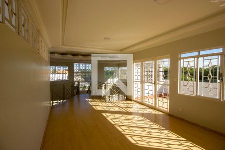 Casa para alugar com 4 quartos, 1000m² em Colônia Agrícola Vereda da Cruz, Brasília