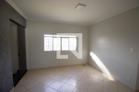 Casa para alugar com 4 quartos, 1000m² em Colônia Agrícola Vereda da Cruz, Brasília