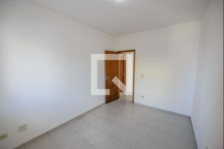 Quarto de apartamento para alugar com 2 quartos, 80m² em Vila Iapi, Taubaté