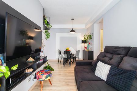 Sala de apartamento à venda com 2 quartos, 76m² em Jardim Tupanci, Barueri