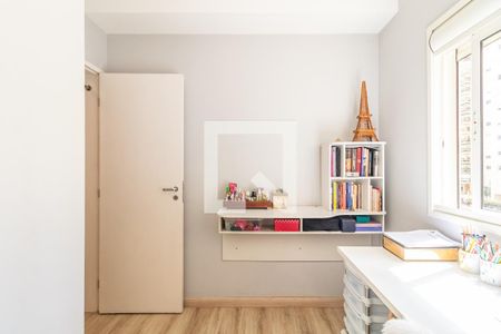 Apartamento à venda com 2 quartos, 76m² em Jardim Tupanci, Barueri