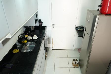 Cozinha e Área de Serviço de apartamento para alugar com 1 quarto, 30m² em Guaiauna, São Paulo