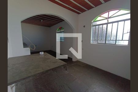 Casa para alugar com 4 quartos, 378m² em Venda Nova, Belo Horizonte