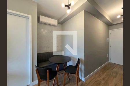 Sala de apartamento para alugar com 1 quarto, 35m² em Indianópolis, São Paulo