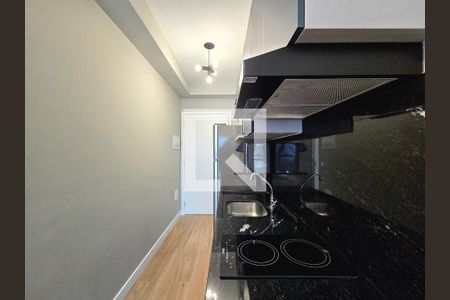 Cozinha de apartamento para alugar com 1 quarto, 35m² em Indianópolis, São Paulo