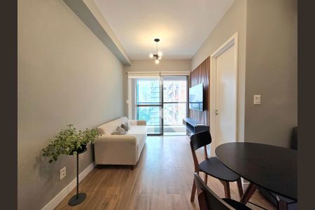 Sala de apartamento para alugar com 1 quarto, 35m² em Indianópolis, São Paulo