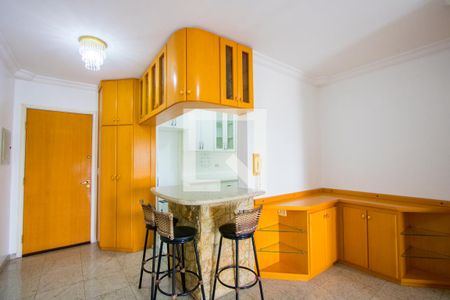 Sala de apartamento para alugar com 1 quarto, 60m² em Jardim, Santo André