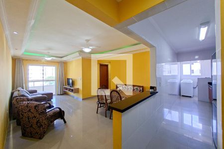 Sala de apartamento para alugar com 2 quartos, 84m² em Vila Tupi, Praia Grande