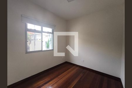 Quarto de apartamento à venda com 3 quartos, 77m² em Ouro Preto, Belo Horizonte