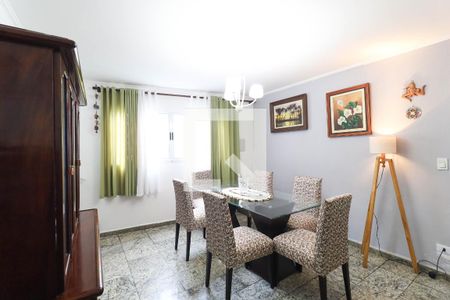 Casa à venda com 3 quartos, 220m² em Jardim Guanca, São Paulo