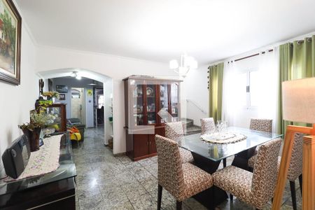 Casa à venda com 3 quartos, 220m² em Jardim Guanca, São Paulo