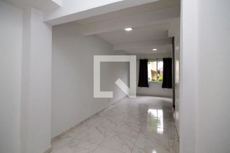 Sala de casa de condomínio para alugar com 2 quartos, 76m² em Bairro Jardim Nossa Senhora das Graças, Cotia