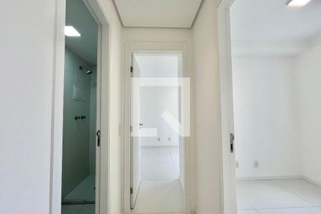 Corredor de apartamento para alugar com 2 quartos, 50m² em Vila Santa Catarina, São Paulo