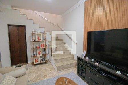 SALA de casa à venda com 3 quartos, 500m² em Santa Teresinha, São Paulo