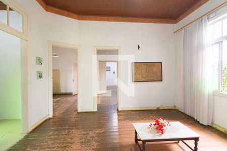 Casa para alugar com 4 quartos, 160m² em Centro, Canoas