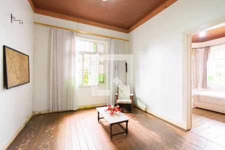 Casa para alugar com 4 quartos, 160m² em Centro, Canoas