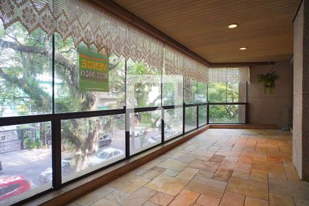 Varanda  de apartamento à venda com 3 quartos, 316m² em Petrópolis, Porto Alegre