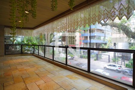 Varanda  de apartamento à venda com 3 quartos, 316m² em Petrópolis, Porto Alegre