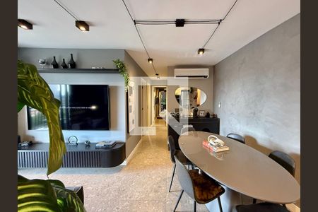 Sala  de apartamento para alugar com 3 quartos, 94m² em Vila Cordeiro, São Paulo