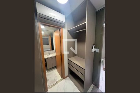 Quarto de apartamento para alugar com 1 quarto, 34m² em Jardim Armação, Salvador