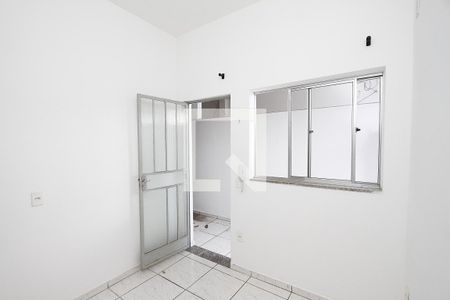 Sala de casa para alugar com 2 quartos, 60m² em Palmeiras, Belo Horizonte