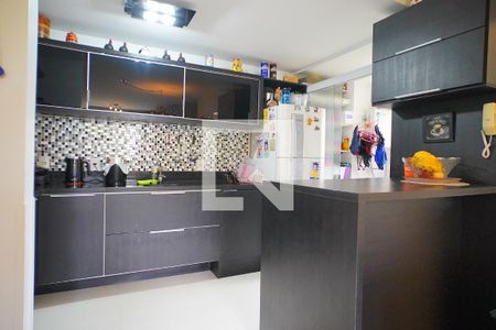 Cozinha  de apartamento à venda com 3 quartos, 68m² em Jardim Carvalho, Porto Alegre