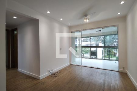 Sala de apartamento à venda com 3 quartos, 80m² em Barra Olímpica, Rio de Janeiro