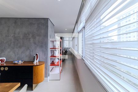 Sala de apartamento à venda com 3 quartos, 172m² em Consolação, São Paulo