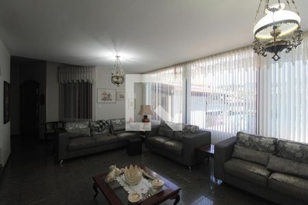 Sala de casa à venda com 4 quartos, 406m² em Itapoã, Belo Horizonte