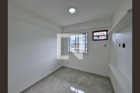 Quarto  de apartamento à venda com 1 quarto, 38m² em Vargem Pequena, Rio de Janeiro