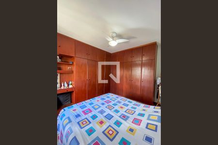 Suite de casa à venda com 3 quartos, 300m² em Vila Moinho Velho, São Paulo