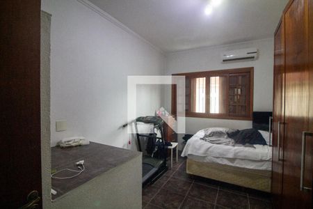 Quarto 1 de casa à venda com 3 quartos, 215m² em Vila Cordeiro, São Paulo