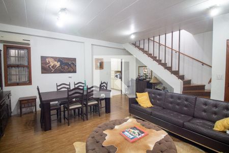 Sala / Sala de Jantar de casa à venda com 3 quartos, 215m² em Vila Cordeiro, São Paulo