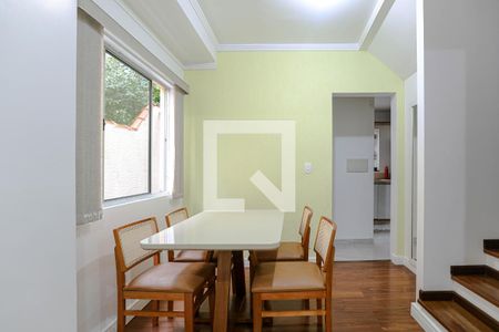 Sala de casa de condomínio para alugar com 2 quartos, 75m² em Jardim Juliana, Mogi das Cruzes