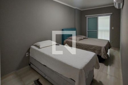 Suite  de apartamento para alugar com 2 quartos, 99m² em Vila Caiçara, Praia Grande