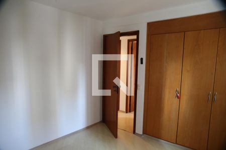 Quarto de apartamento à venda com 4 quartos, 180m² em Campo Belo, São Paulo