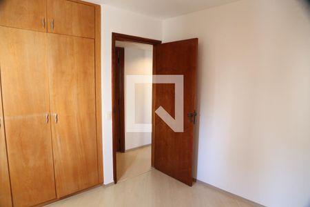 Quarto de apartamento à venda com 4 quartos, 180m² em Campo Belo, São Paulo