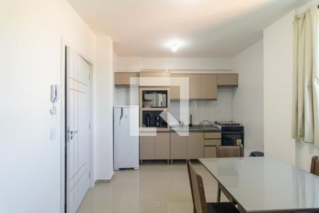 Sala/Cozinha de apartamento para alugar com 1 quarto, 30m² em Jardim das Américas, Curitiba