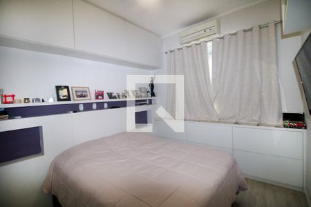 Quarto 2 de casa à venda com 4 quartos, 350m² em Vila Kosmos, Rio de Janeiro