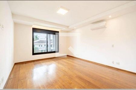 Casa à venda com 4 quartos, 600m² em Alphaville Residencial Zero, Barueri