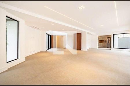 Casa à venda com 4 quartos, 600m² em Alphaville Residencial Zero, Barueri