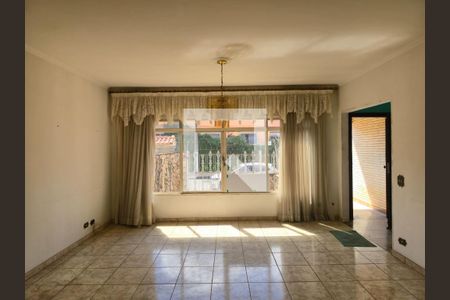 Sala  de casa à venda com 4 quartos, 218m² em Vila Rosalia, Guarulhos