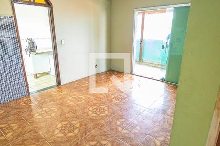 Sala de casa para alugar com 3 quartos, 160m² em Novo Glória, Belo Horizonte