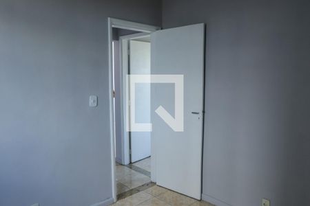 Quarto 2 de apartamento para alugar com 3 quartos, 57m² em Vila da Penha, Rio de Janeiro