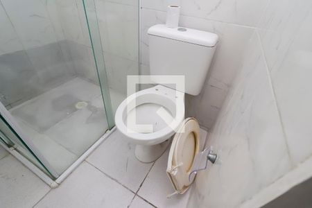 Banheiro de casa para alugar com 1 quarto, 60m² em Vila Regina, São Paulo