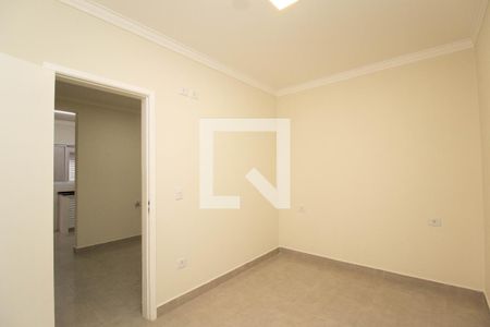 Quarto de casa para alugar com 1 quarto, 80m² em Jardim Mangalot, São Paulo