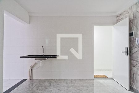 Sala e cozinha de apartamento para alugar com 2 quartos, 48m² em Vila Progresso (zona Norte), São Paulo