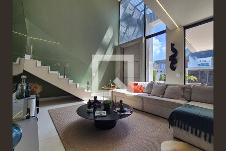 Sala  de casa de condomínio à venda com 3 quartos, 325m² em Recreio dos Bandeirantes, Rio de Janeiro